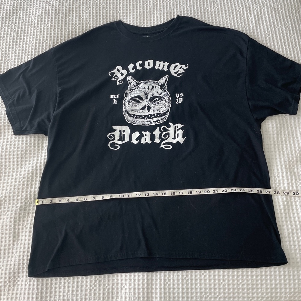 MVH (mutant vinyl hardcore) super rare tshirt. Very gently worn
